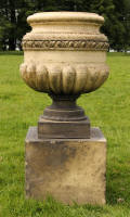 Garnkirk Urn