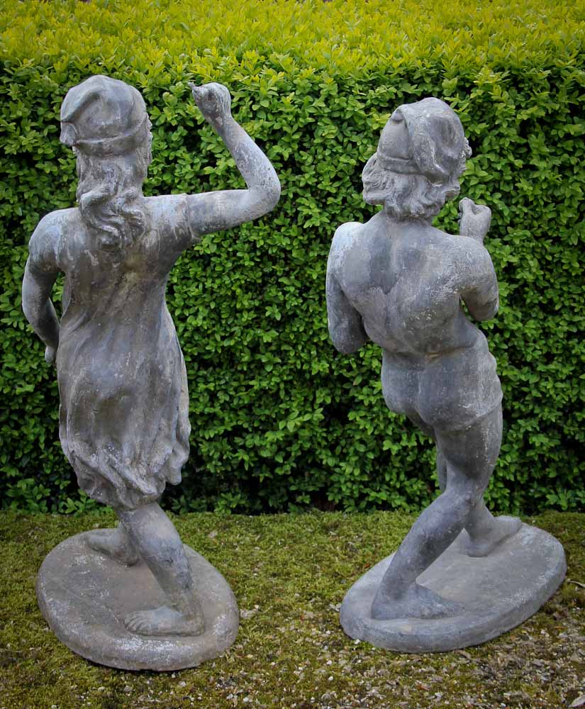 Lead Figures in Bonnets