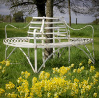 Wrought iron tree seat